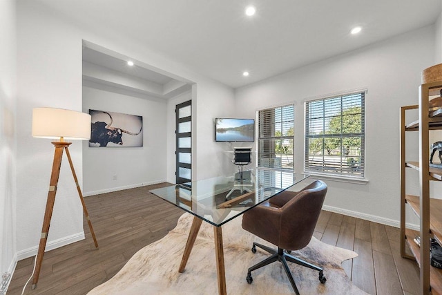 office area with recessed lighting, wood finished floors, and baseboards