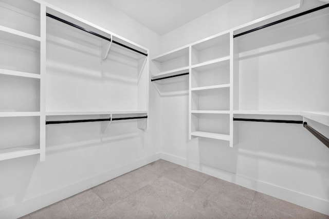 view of spacious closet