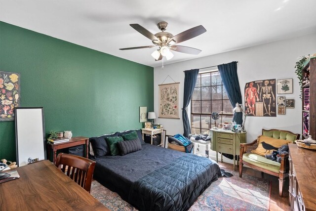 2401 Leon St Unit 208, Austin, TX 78705 - bedroom featuring a ceiling fan