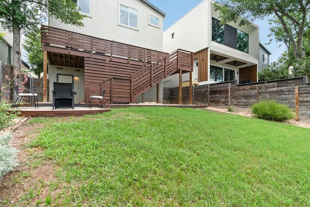 view of yard featuring a patio area and fence