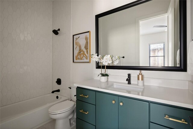 116 Azalea Loop, Horseshoe Bay, TX 78657 - full bath featuring vanity, tub / shower combination, and toilet