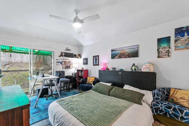 bedroom with a ceiling fan