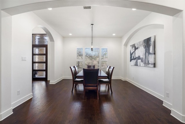 dining area featuring dark wood-type flooring, recessed lighting, baseboards, and visible vents