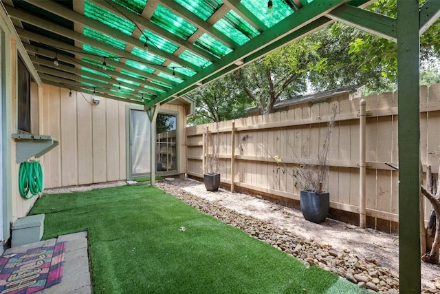 9504 Quail Village Ln, Austin, TX 78758 - view of yard