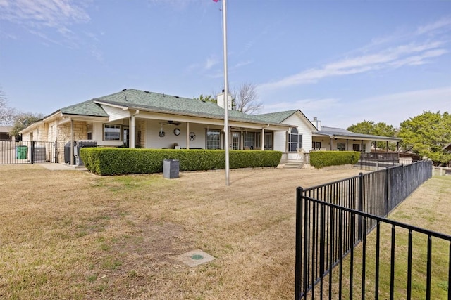 20531 Highland Lake Dr, Lago Vista, TX 78645 - view of front of home featuring ceiling fan