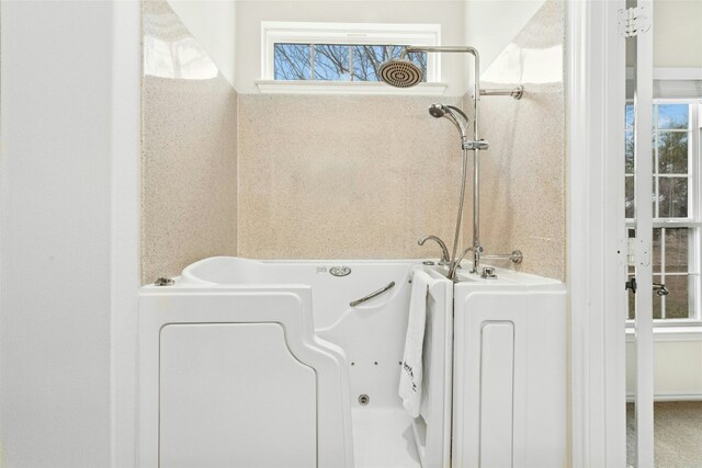 216 Farm Hill Dr, Georgetown, TX 78633 - bathroom with a whirlpool tub