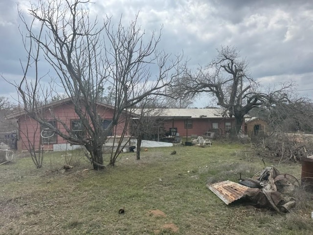 view of yard with a patio