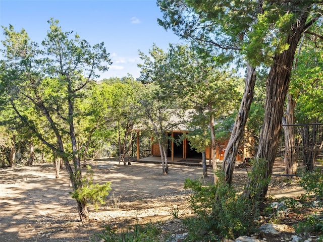 exterior space featuring an outbuilding