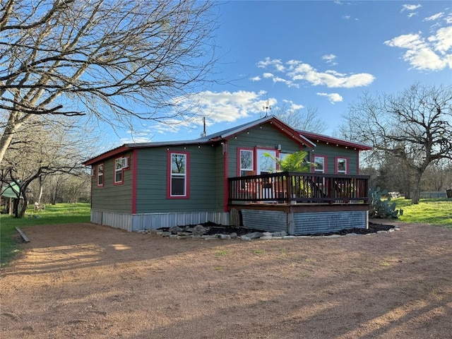 view of front facade with a deck