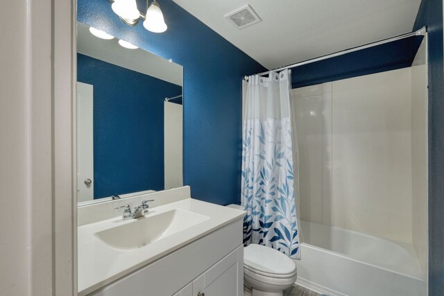 220 Wonderful Life Way, Jarrell, TX 76537 - full bath with vanity and shower / bath combo with shower curtain