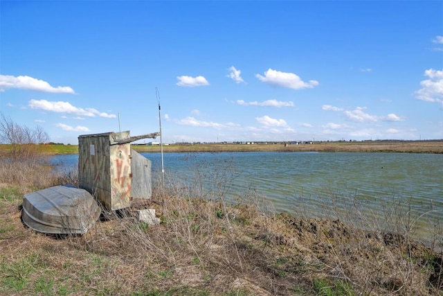 700 County Road 466, Elgin, TX 78621 - water view
