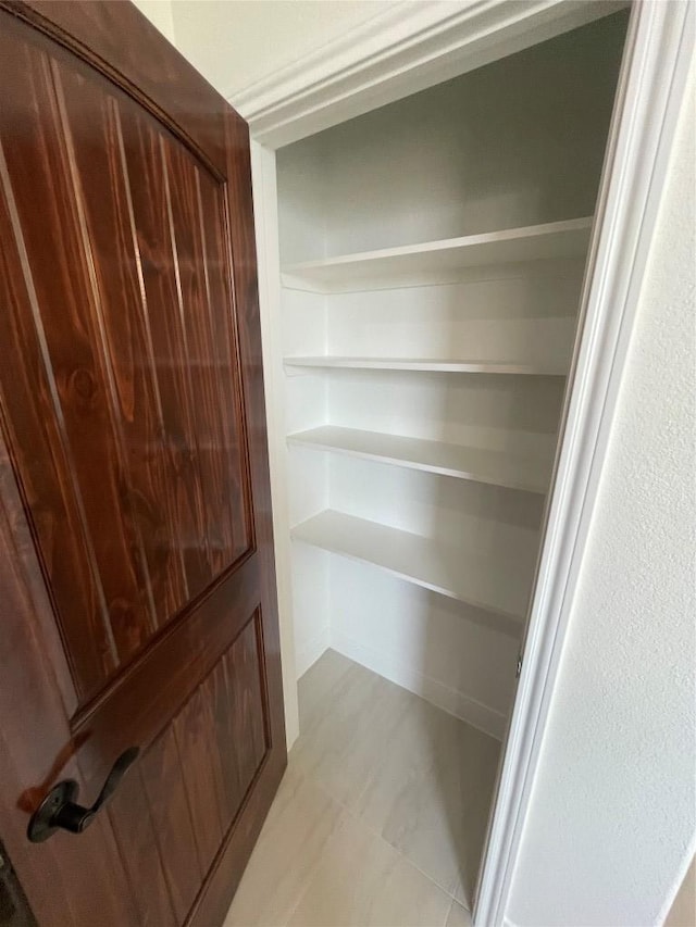 108 E Tanglebriar Ct, Bastrop, TX 78602 - view of closet