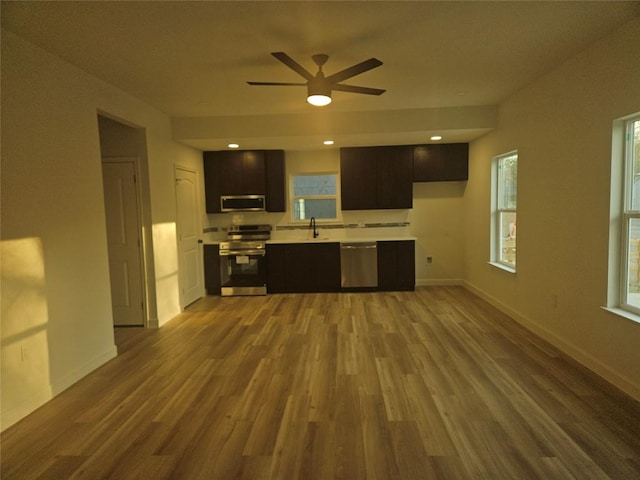 810 Mora St, Lockhart, TX 78644 - photo 4