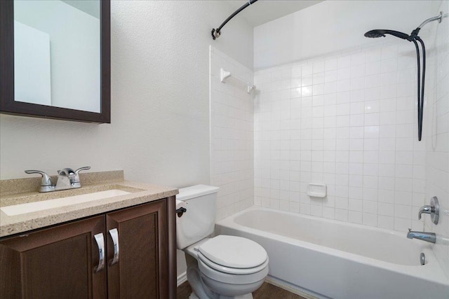 304 Watergate Way, Hutto, TX 78634 - bathroom featuring vanity, toilet, and shower / bathtub combination