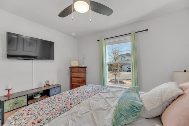 bedroom featuring ceiling fan