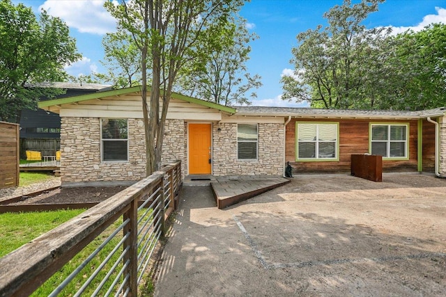 1705 E 14th St Unit B, Austin, TX 78702 - view of front of home with stone siding