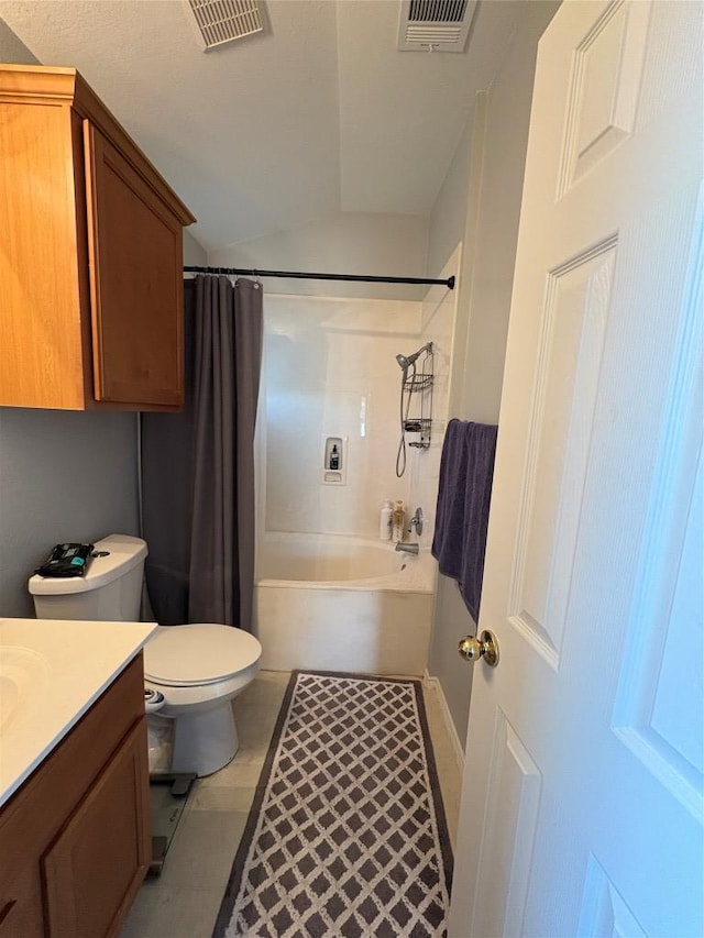 full bathroom featuring visible vents, toilet, shower / bath combo, and vanity