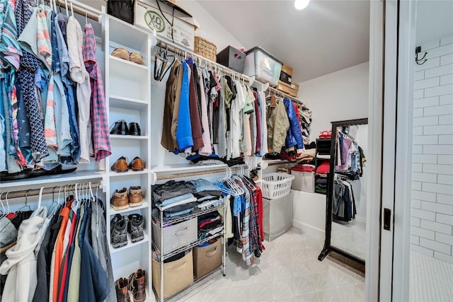 walk in closet featuring tile patterned floors