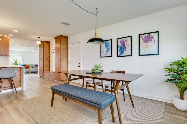 905 Turtle Creek Blvd, Austin, TX 78745 - dining area with light wood-type flooring, baseboards, and recessed lighting