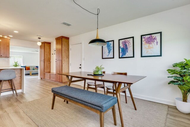 905 Turtle Creek Blvd, Austin, TX 78745 - dining area featuring light wood-style floors and recessed lighting