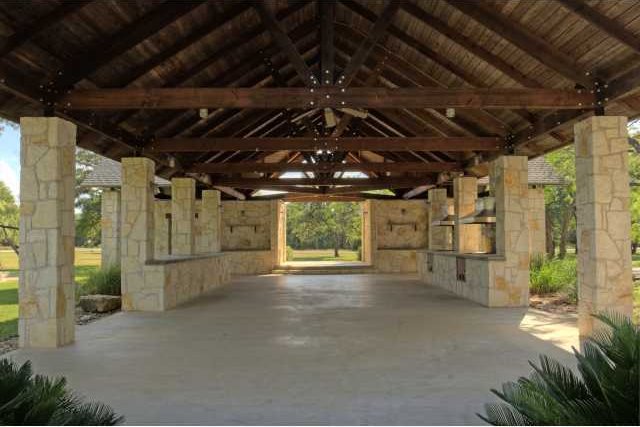 409 Kendall Rd, Spicewood, TX 78669
