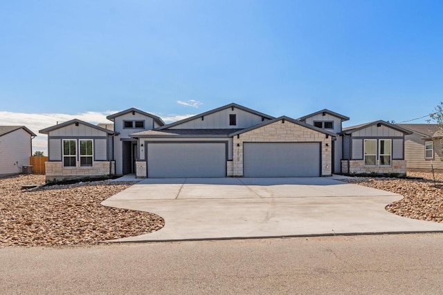20107 Park Strip St Unit A & B, Lago Vista, TX 78645 - photo 1