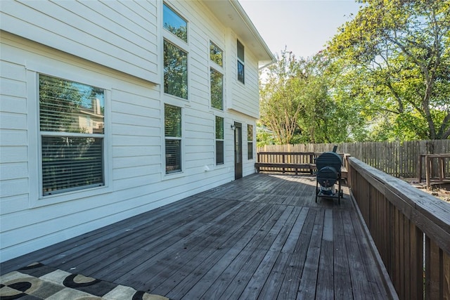 deck featuring fence