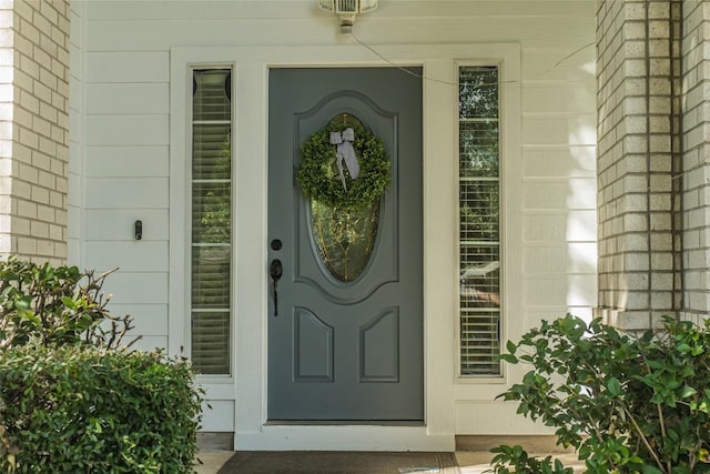 view of property entrance