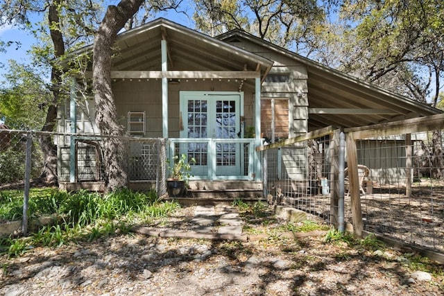 view of front of house with covered porch