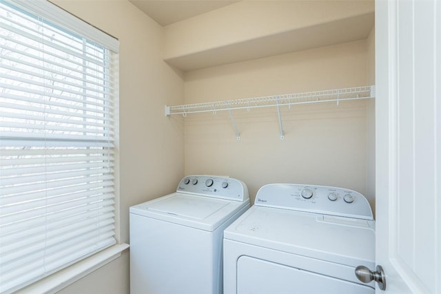 714 Alamo Plaza Dr, Cedar Park, TX 78613 - washroom with washer and dryer