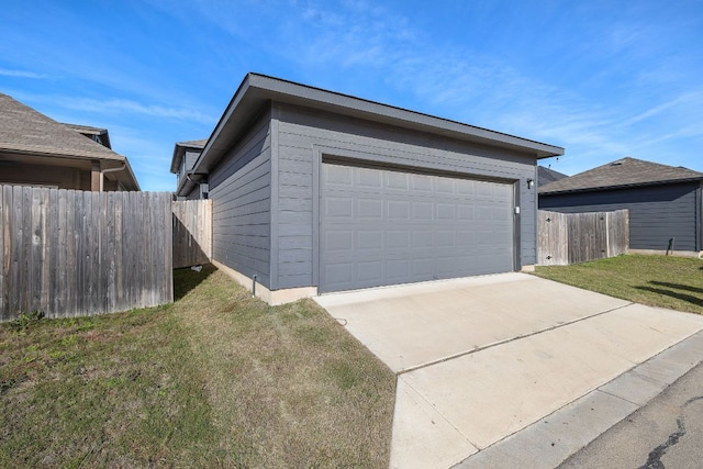 102 Tokalaun Dr, Hutto, TX 78634 - view of detached garage