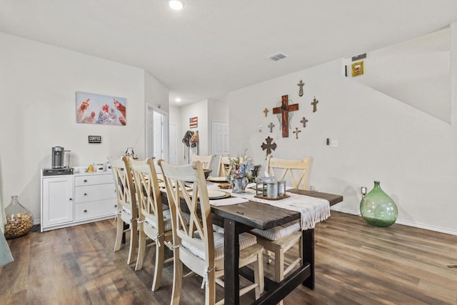 dining space featuring visible vents, recessed lighting, baseboards, and wood finished floors