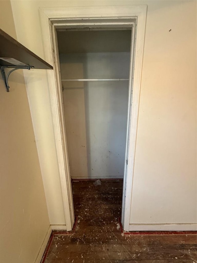 102 Masonic Dr, Elgin, TX 78621 - view of closet