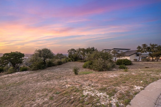 1724 Night Life Cv, Spicewood, TX 78669 - photo 5