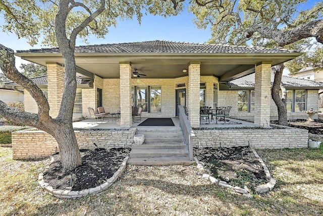 410 Rolling Green Dr, Lakeway, TX 78734 - view of patio featuring ceiling fan