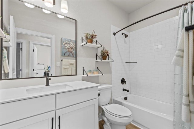107 Freeman Day Dr, Bastrop, TX 78602 - bathroom featuring vanity, shower / bathtub combination with curtain, and toilet