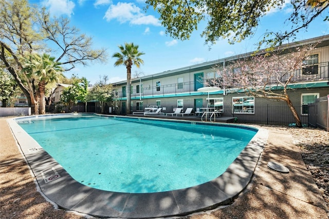 300 Crockett St Unit 118, Austin, TX 78704 - view of community pool