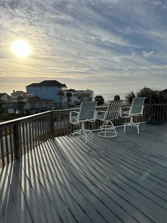 view of deck at dusk