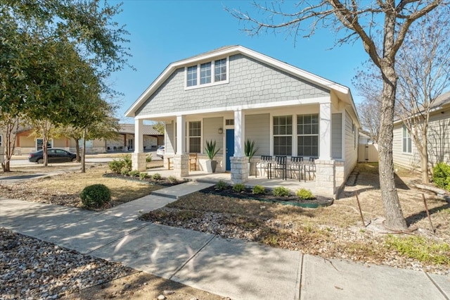 view of front of home with covered porch