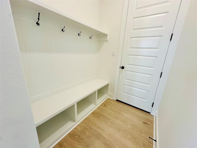 1670 Headwaters Blvd, Dripping Springs, TX 78620 - mudroom featuring light wood-type flooring