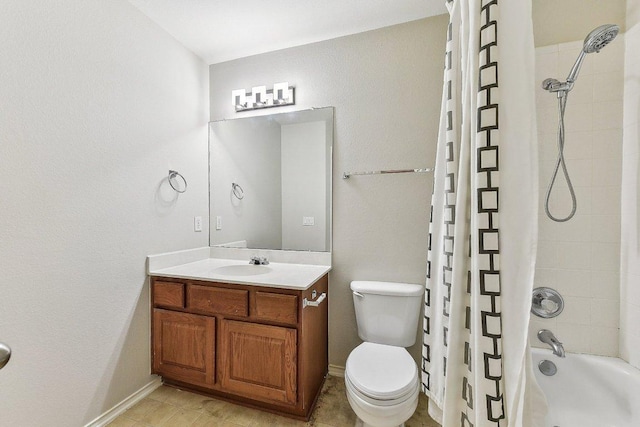 bathroom featuring toilet, vanity, baseboards, and shower / bathtub combination with curtain