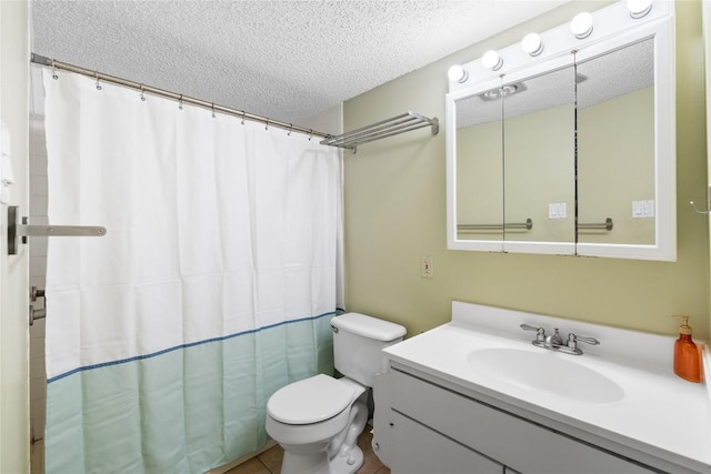 bathroom with a shower with shower curtain, a textured ceiling, vanity, and toilet