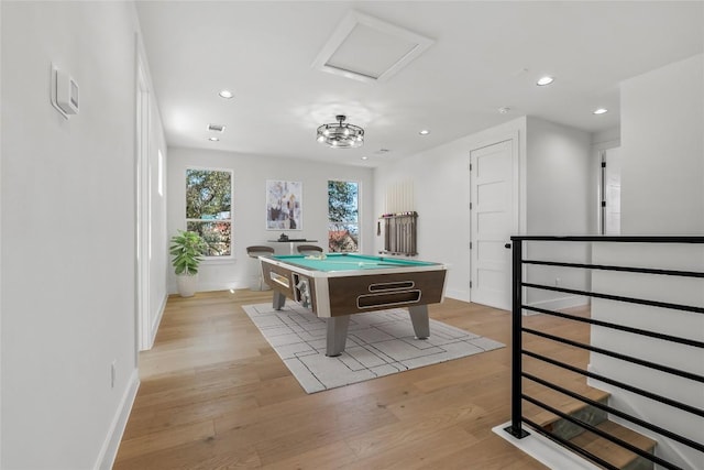 rec room featuring recessed lighting, light wood-style floors, visible vents, billiards, and baseboards