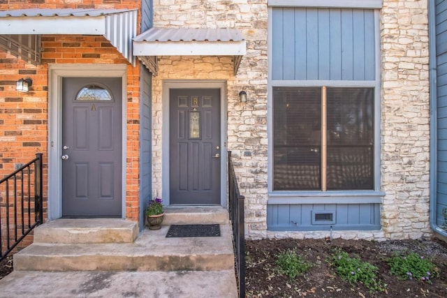 doorway to property featuring crawl space