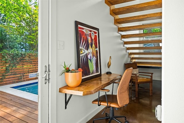 303 W Annie St, Austin, TX 78704 - office with finished concrete flooring and baseboards