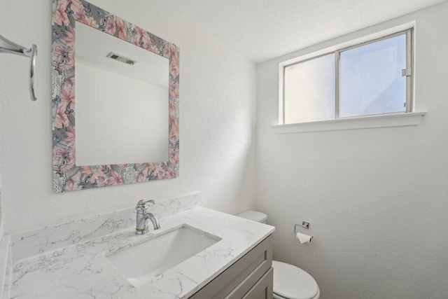 5217 Summerset Trl, Austin, TX 78749 - bathroom featuring vanity and toilet