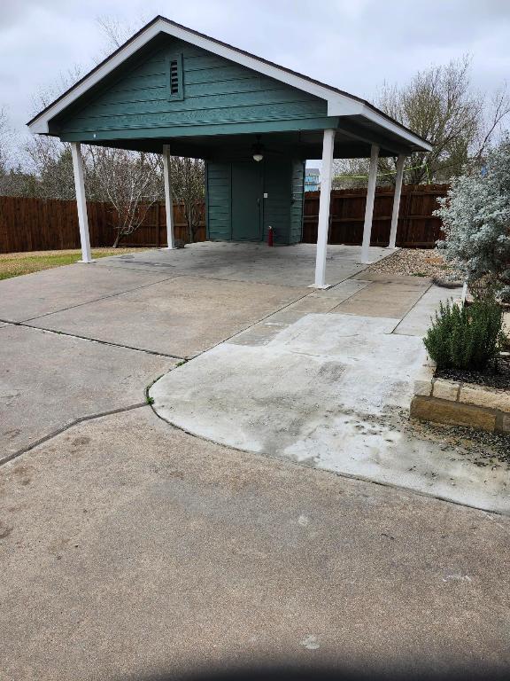11801 Briarcreek Loop, Manor, TX 78653 - garage with driveway