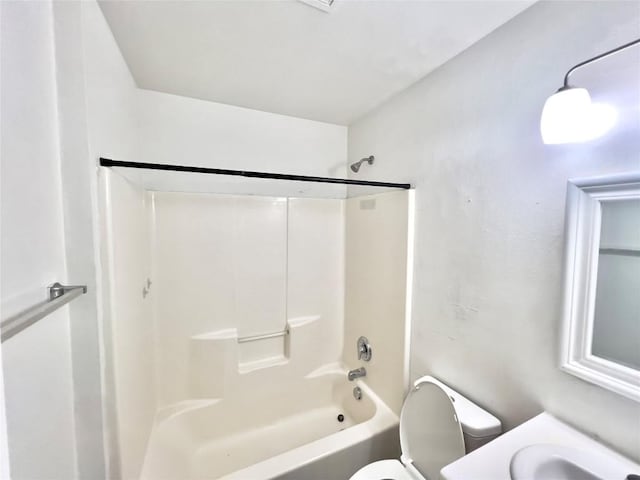 809 Bracewood Cir, San Marcos, TX 78666 - full bath with vanity, shower / bathing tub combination, and toilet