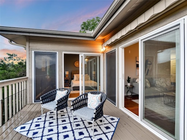 5603 Oakwood Cv Unit 232, Austin, TX 78731 - view of wooden terrace