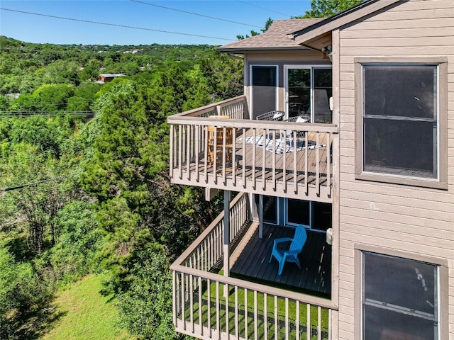 5603 Oakwood Cv Unit 232, Austin, TX 78731 - deck with a wooded view